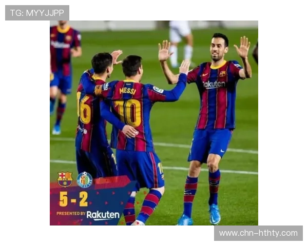 皮亚斯特里赛季前半程三连胜，长期领跑积分榜